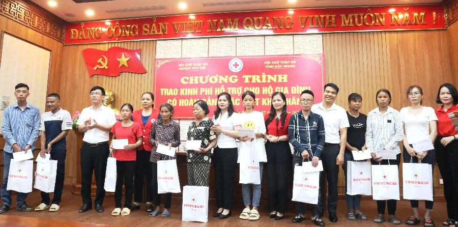 Hội Chữ thập đỏ huyện Yên Thế đẩy mạnh các hoạt động nhân đạo giúp đỡ những hoàn cảnh đặc biệt khó khăn